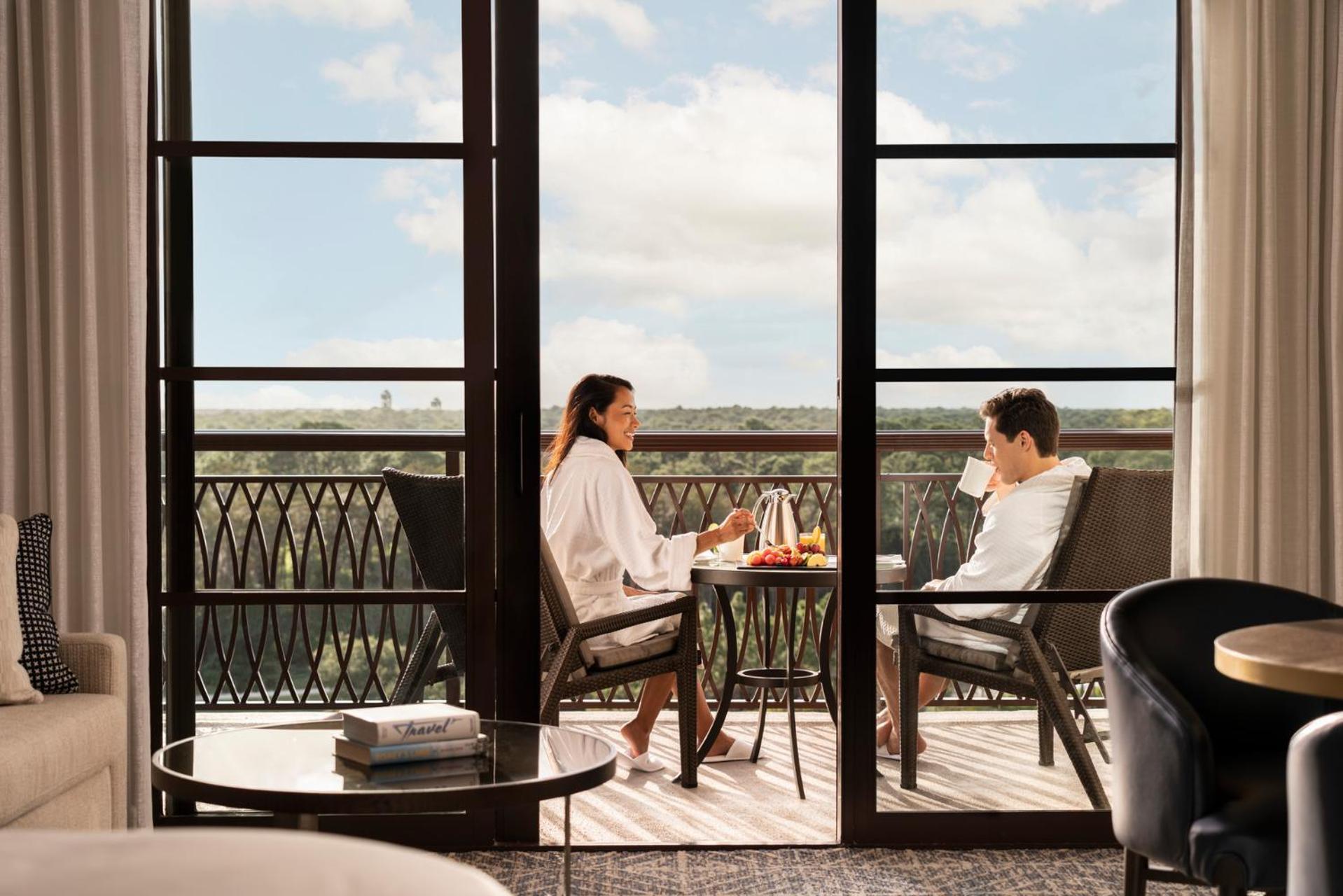 Park View Deluxe Suite king
